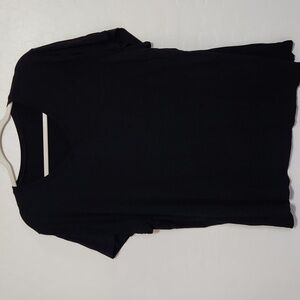 Black V-Neck Short Sleeve Top